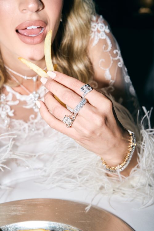 How to Select a Wedding Band That Matches Your Engagement Ring
